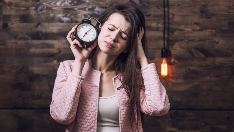 11 Pantry Foods That Secretly Wreck Your Circadian Rhythm (Sleep Scientists Sound the Alarm)