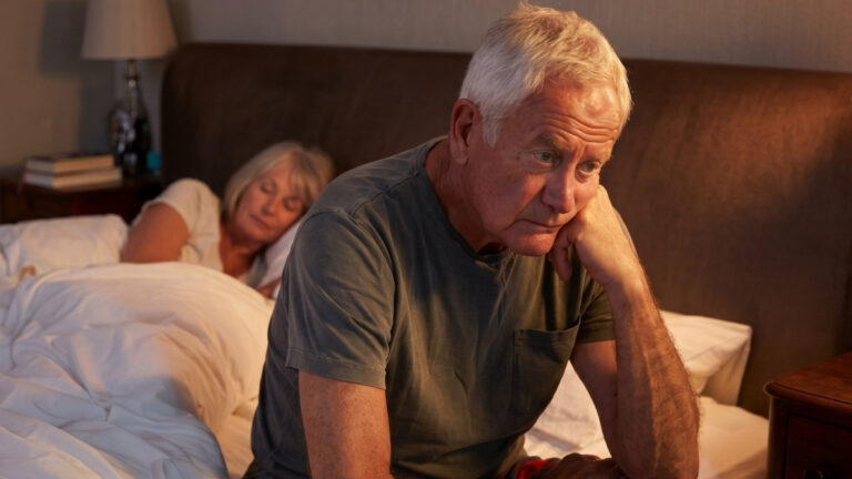 12 Everyday Morning Habits That Age You Faster