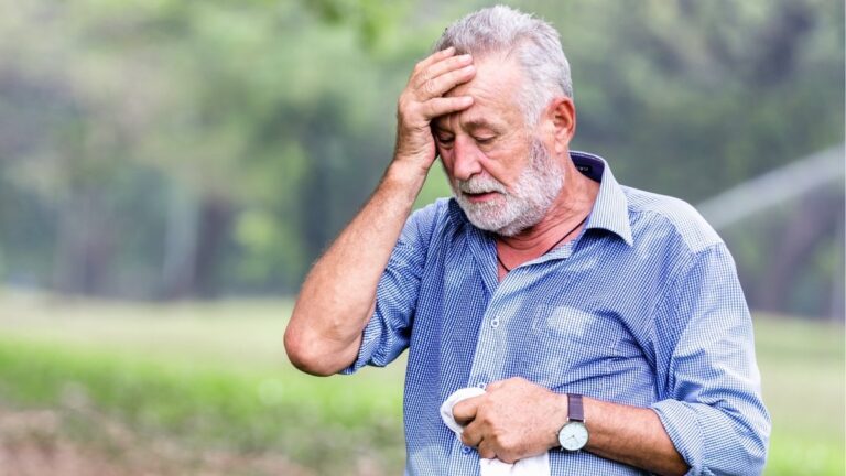 15 Hidden Dementia Warning Signs After Age 55 That Most People Miss (According To Neurologist)