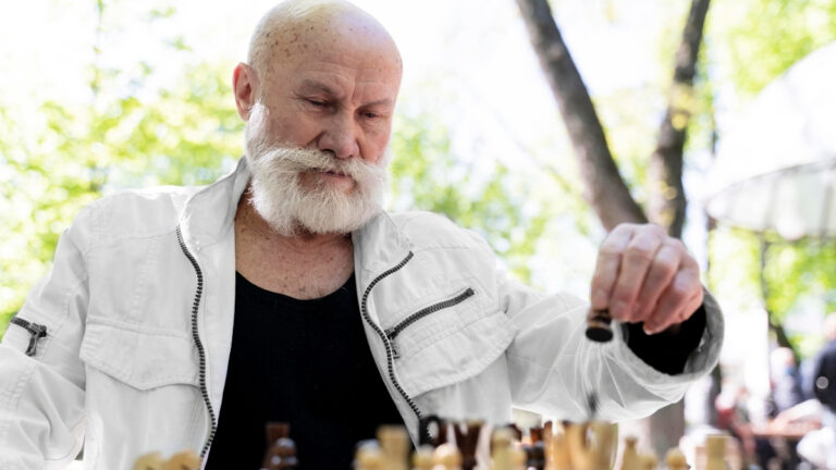 Brain Fuel: Why Seniors Who Eat This Specific Berry Have The Focus of a 40-Year-Old