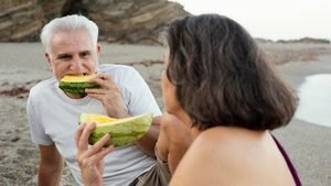 Cellular Renewal on a Plate: How Pairing Healthy Fats With Greens Turns Back the Clock