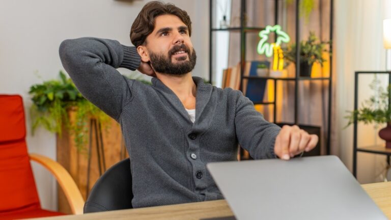 How a Pilates Instructor Uses Three Simple Moves to Ease the Pain of Sitting All Day