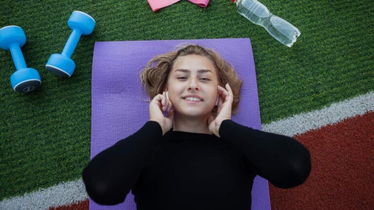 10 Surprising Brain-Boosting Tricks Every Senior Needs in 2025 (Backed by Science!)
