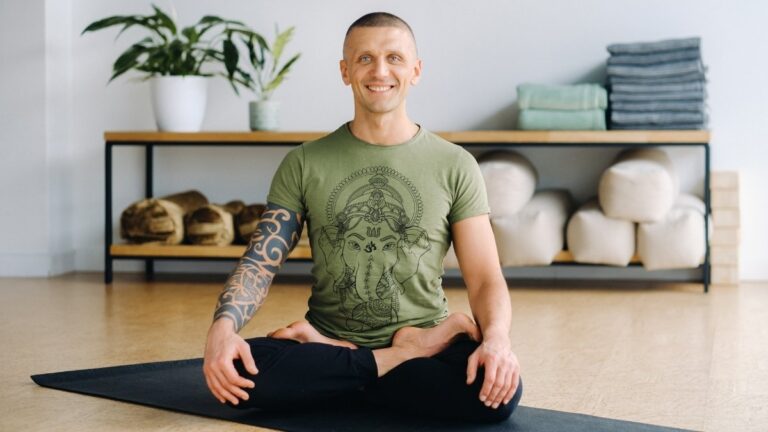 I Tried 10 Yoga Poses for 30 Days—The Results? Pure Joy! (Beginners, Start with #3 Now)