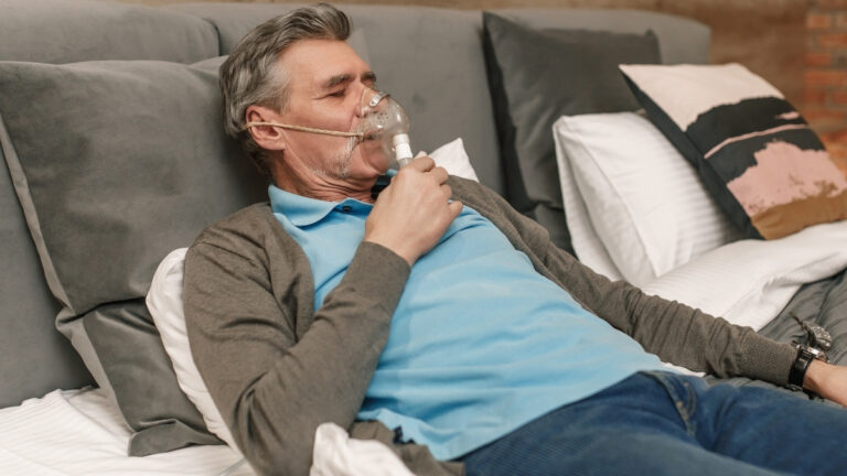 This 2-Minute Breathing Pattern Increases Oxygen Flow By 40% (Used By Navy SEALs)