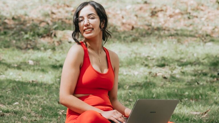 This 15-Minute “Energy Hack” From YouTube’s Favorite Yoga Teacher Is Wild. I Put It to the Test