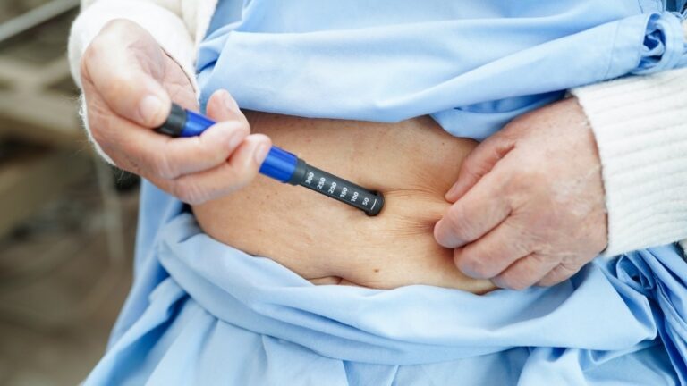 Top 11 Warning Signs You’re Pre-Diabetic (Stop Diabetes Before It Starts!)